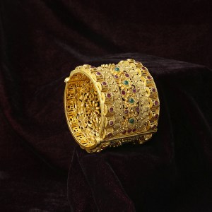 24CT Gold Plated Pink stone Bangle