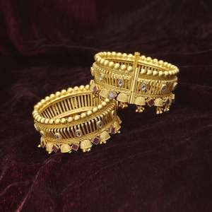 24CT Gold Plated stone Bangle