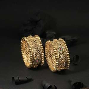 Gold Plated Stone Flower Bangles