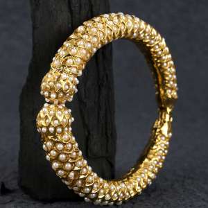24CT Gold Plated Pearl Bangle