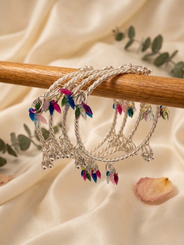 Women’s Set of 4 Kashmiri Silver-Toned Twisted Kadas with Multicoloured Petal Latkans