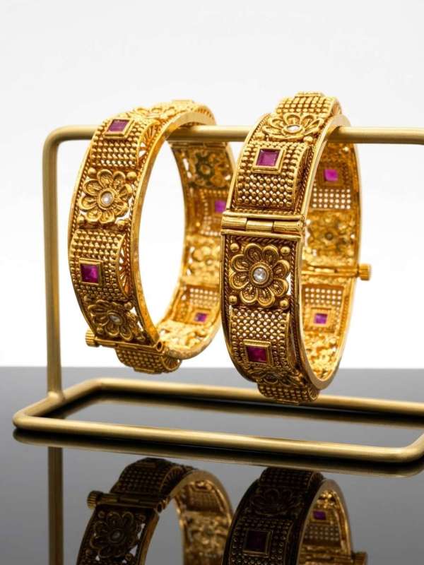 Women’s Antique Gold-Plated Floral and Square Ruby Stone Openable Kada Pair